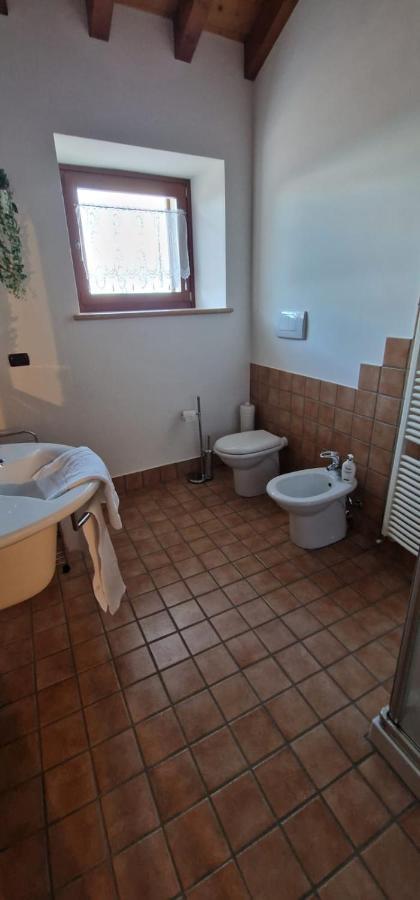 Gesuitirooms Sona Exterior foto