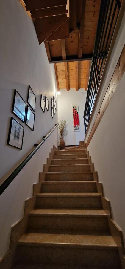 Gesuitirooms Sona Exterior foto
