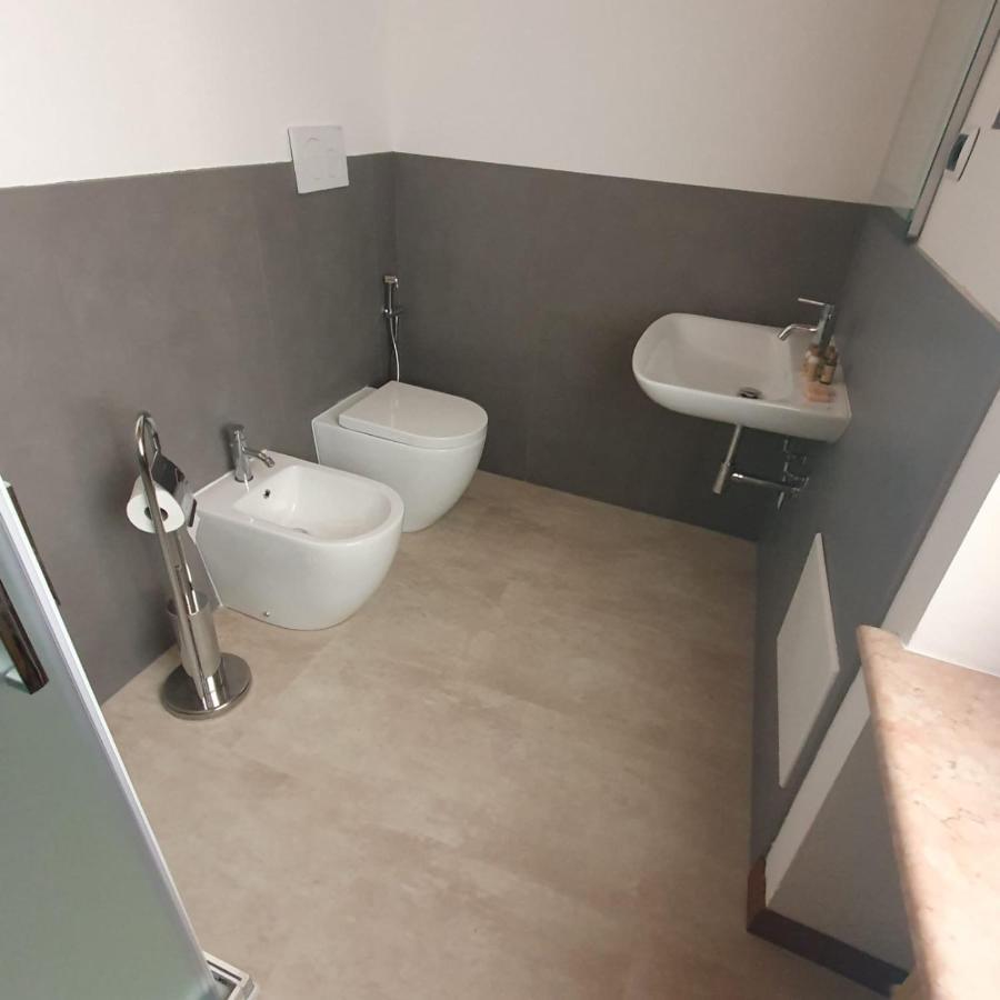 Gesuitirooms Sona Exterior foto